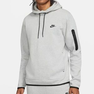 Nike | Sportswear Tech Fleece NWT